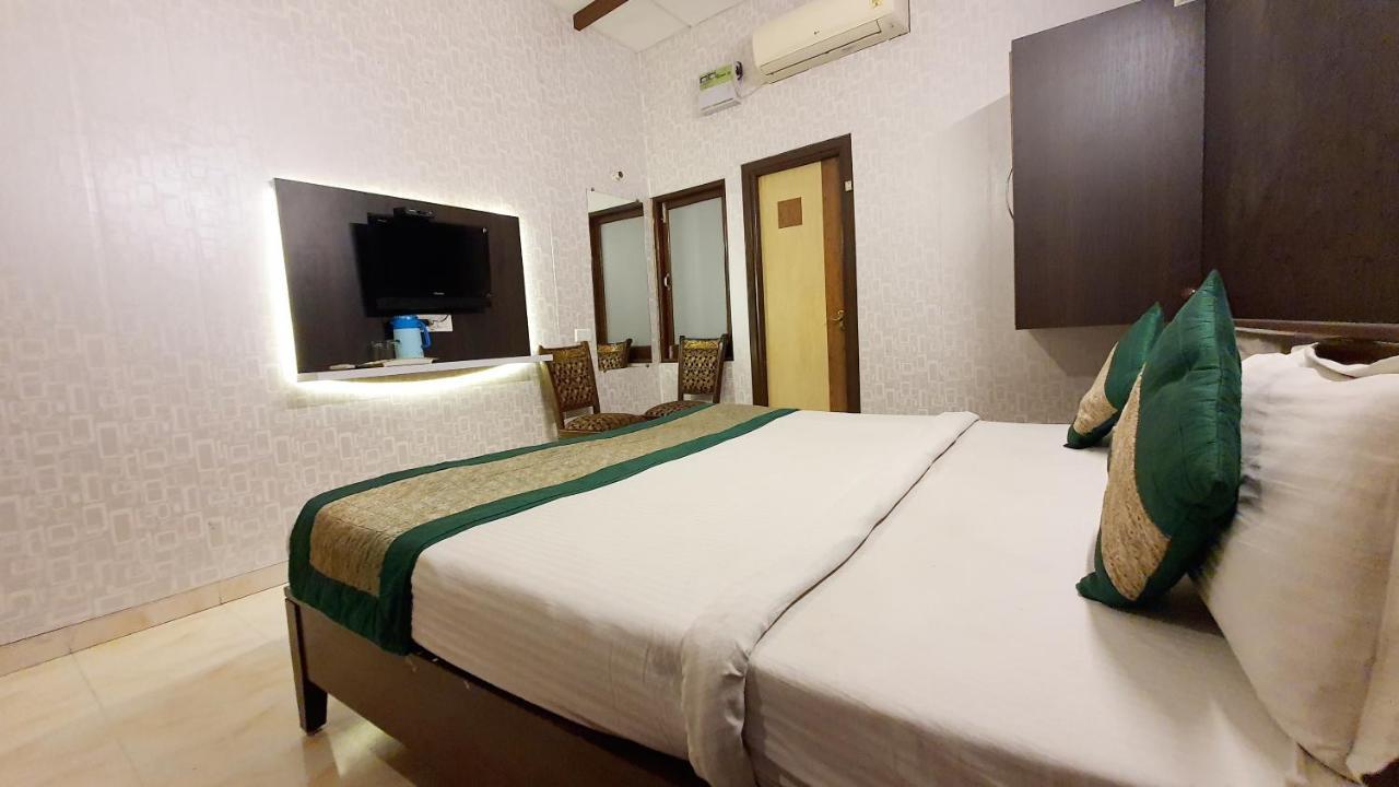Hotel Amritsar Inn 외부 사진